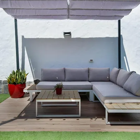 Happy Scape With Relaxing Garden * San Bartolome de Tirajana (Gran Canaria)